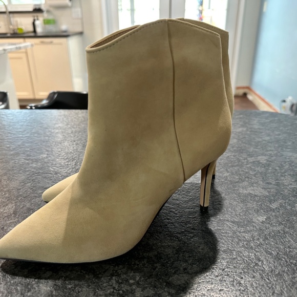 JCrew Suede Booties Size 6.5 - Picture 4 of 4